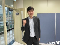 석진욱 감독의 정장 착용…봄 배구 향한 OK금융그룹 절실함