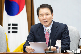 모두 발언하는 성일종 국민의힘 정책위의장