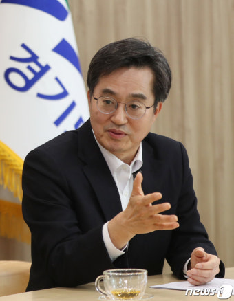 '檢주정부·윤석열 리스크'…매서워진 김동연의 '입'