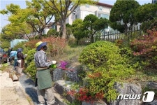 “경기도시민정원사가 정원 관리해 드립니다”… 활동대상지 공개 모집