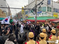 [르포] 고교생 1000여명 “대한독립 만세”…부산에 울린 그날의 함성