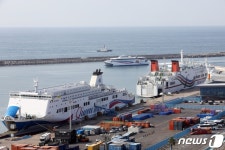 제주항에 물동량 80% 집중…제주권역 항만 발전방안 찾는다