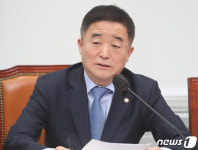 발언하는 강득구 단장