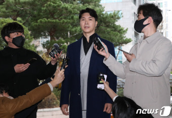 친형 횡령 혐의 증인 나선 박수홍