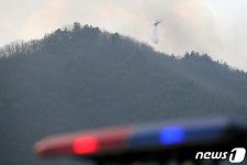 [오늘 날씨] 전국 대기 건조 화재 주의…큰 일교차 건강 유의