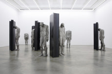 벽 앞에 서 있는 우리…배형경 개인전 無, Be Nothingness