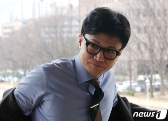 한동훈 법무부 장관 출근길