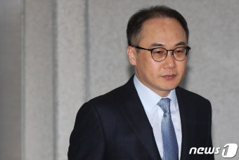 '검수완박 입법 무효 청구 각하' 대검 나서는 이원석 검찰총장