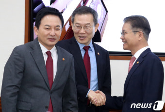 비상경제장관회의 참석하는 원희룡·이정식·이종호