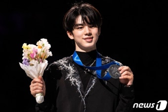 남자 피겨 첫 세계선수권 은메달 획득한 차준환