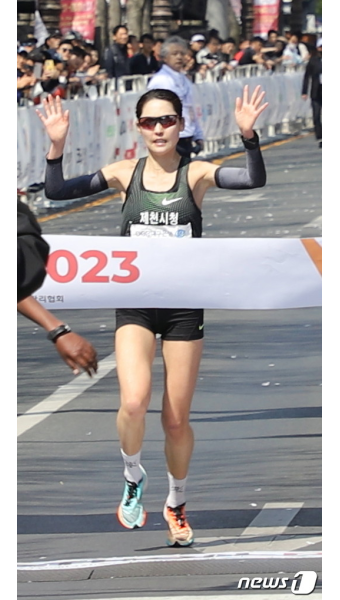 최경선, 대구국제마라톤 여자 국내부 우승…2시간28분49초 개인 최고기록