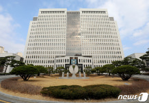 [속보] 부산 양정 모녀 살인사건 피고인 50대 여성 사형 구형