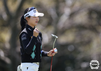 유현조 선수, KLPGA 개막전 2라운드 공동 선두에 주목