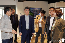 황리단길 생활문화센터 방문한 한창섭 행안부 차관