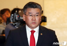 국무회의 참석하는 유병호 감사원 사무총장