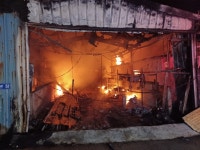 세종 전의면 축사 화재…돼지 1100마리 폐사