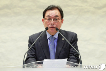축사하는 이채익 의원