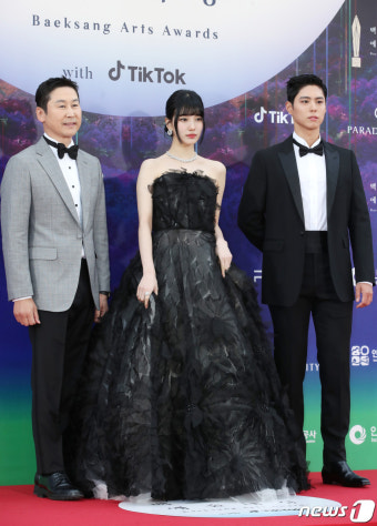 신동엽·수지·박보검, 백상 MC