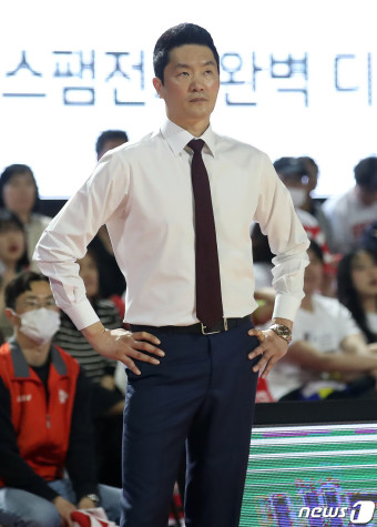 '1승 뒤 2연패' 전희철 SK 감독 
