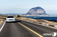 제주여행할 때 전기차 이용하면 연료비는 57% 절감