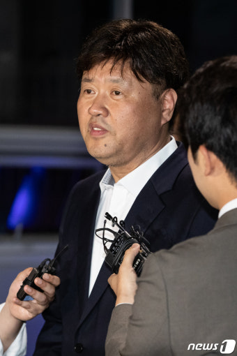 구속기간 만료 사흘 앞두고 보석 석방된 김용 전 민주연구원 부원장