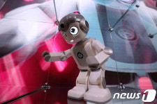 대전 대덕구, 어린이집 50곳에 AI 로봇 ‘알파미니’ 대여