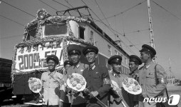 北, 1960~1970년대 철도일꾼들 조명…그들처럼 살고 일해야