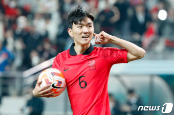 김민재로 활짝 웃은 나폴리, 황인범에 이강인까지 노린다