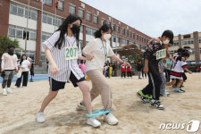 [오늘의 날씨]대구·경북(13일,토)…남부 동해안 5㎜ 비, 낮 18~24도