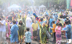 대전 유성온천축제 인산인해