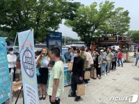 도공 전북본부, 휴게소 고객 상대로 전북 관광 홍보