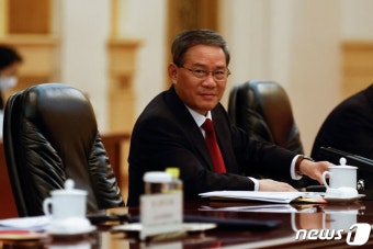 아페웨르키 에리트레아 대통령과 회담하는 리창 총리
