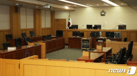 판사의 호통 어떻게 가족이 합의 압박을…성추행 당한 장애인은 합의 불원