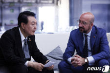 尹 韓-EU, 중요한 협력 파트너…환경·보건·디지털·경제안보로 확대