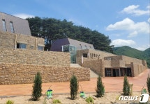 한국 최초 천주교 순교자 3인 유해 232년 만에 고향에 잠든다