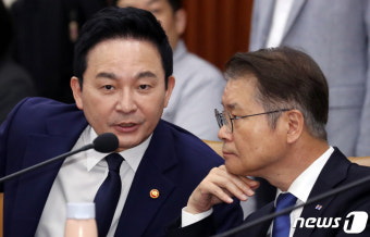대화하는 원희룡·이정식 장관