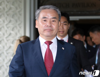 한·미·일 국방장관회담 마친 이종섭 장관