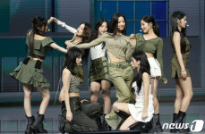 지금부터 프로미스나인에 집중