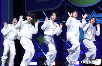 더뉴식스, 아픈 천준혁 몫까지 열심히 활동 할게요