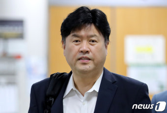 김용 전 민주연구원 부원장 '대선 불법자금 수수 혐의 공판 출석'