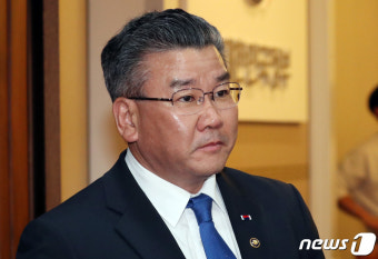 국무회의 참석하는 유병호 감사원 사무총장