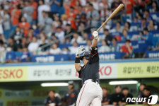 노시환 '시원한 2루타'