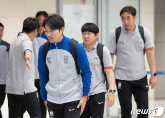아시안컵 마치고 귀국하는 변성환 감독