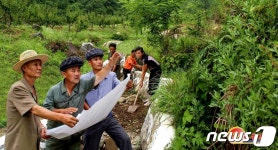 북한, 장마철 맞아 농작물 피해 막기 총력