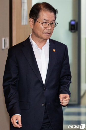 노사관계 상황 점검 나선 이정식 고용노동부 장관
