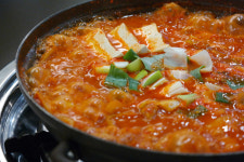 전처에 먹고 싶다 김치찌개 얻은 남친…어이없는데 맛있어, 어떡하죠