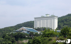 민족사관고등학교 “대안학교 전환 원점서 재검토”