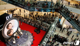 인기만점 영화 더 문