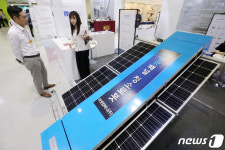 태양광 패널 청소도 로봇이