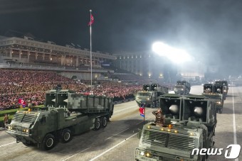 北 '전승절 70주년' 야간 열병식… 무기 대거 공개